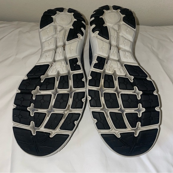 Women’s Brooks PureFlow7 Running Shoes - Picture 8 of 9